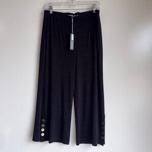 NWT Chico's Travelers Button Hem Crop Pants Size 1P=US Petite Medium Black